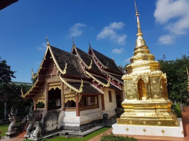 Wat Phra Singh Temples 