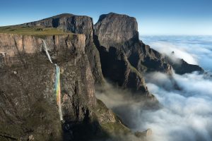 LIST OF WATERFALLS IN THE WORLD