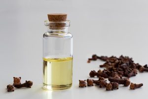 CLOVES: USES AND BENEFITS