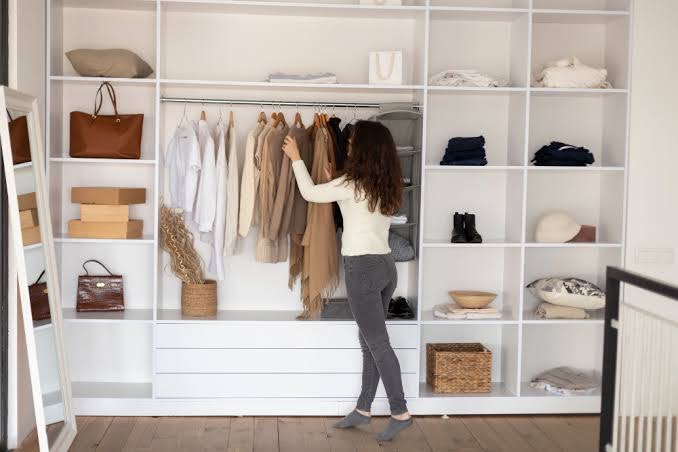 Capsule Wardrobe