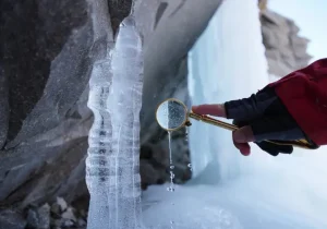 ICELAND GLACIERS EXPLORATION