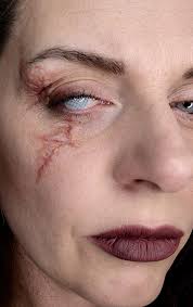 MAKEUP ARTISTS ERRORS