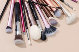 MAKEUP MATERIALS FOR STARTERS
