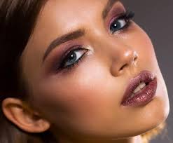 WEARING MAKEUP ADVANTAGES