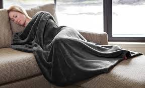 BLANKETS USAGE ADVANTAGES