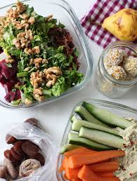 HEALTHY FOODS FOR TRAVELLING