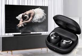 SMART TV AND EARBUDS CONNECTION