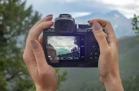 Demerits of compact cameras in photography