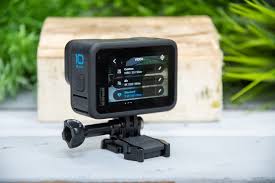 Reviewing GoPro HERO10 Black 