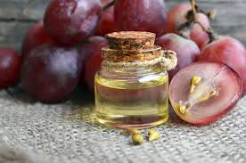 Health impacts of grapeseed oil