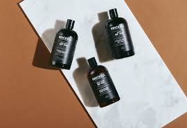 Men invigorating body wash