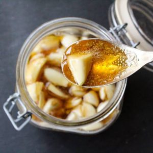 The Healthy Impacts of Honey and Garlic